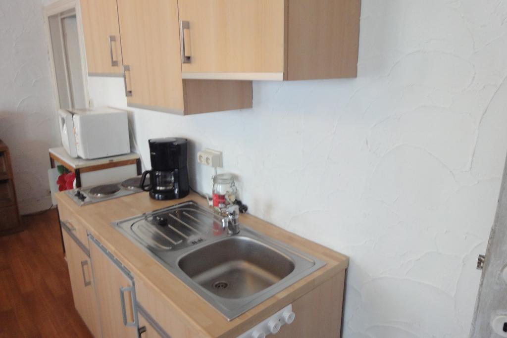Le Studio De Christine Apartment ดูร์บี ภายนอก รูปภาพ